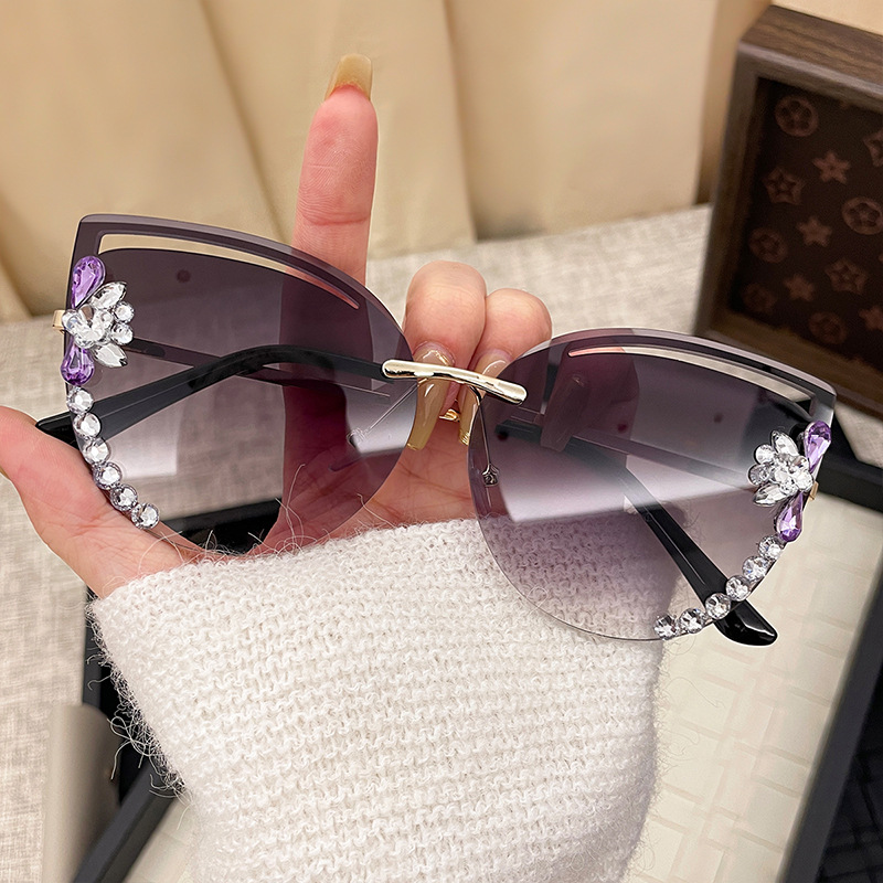 Modne, duże okulary przeciwsło – Designer Sunglasses recenzja i cena