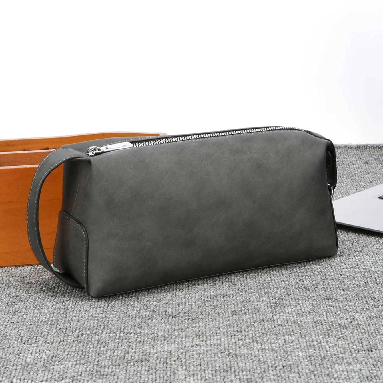 Męska kosmetyczka z ekoskóry,  – Travel Luggage Set recenzja i cena